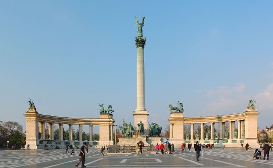 A Hősök terén lesz a világnapi Flashmob!