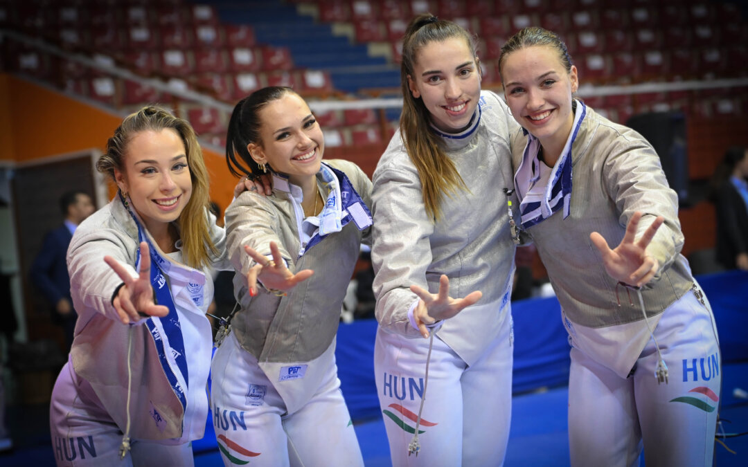 Kardcsapat: női bronz, férfi negyedik hely Algírban