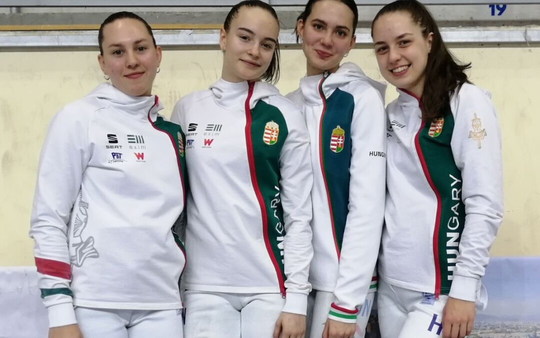 Ötödik a junior női tőrcsapat