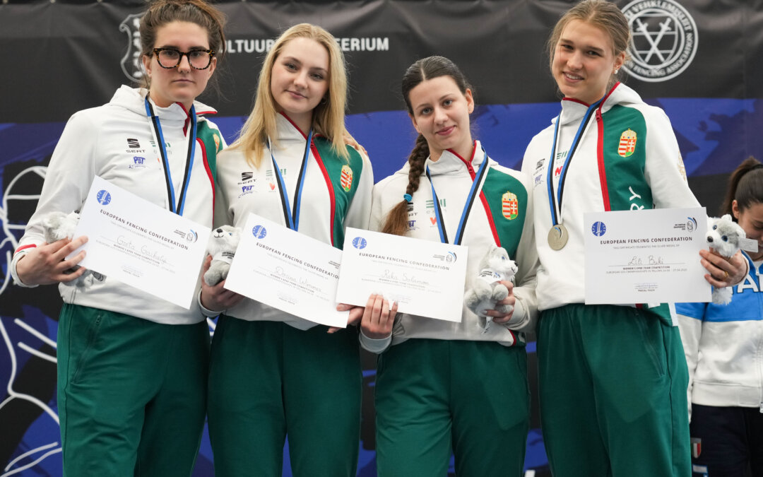 Ezüst és bronz zárásként