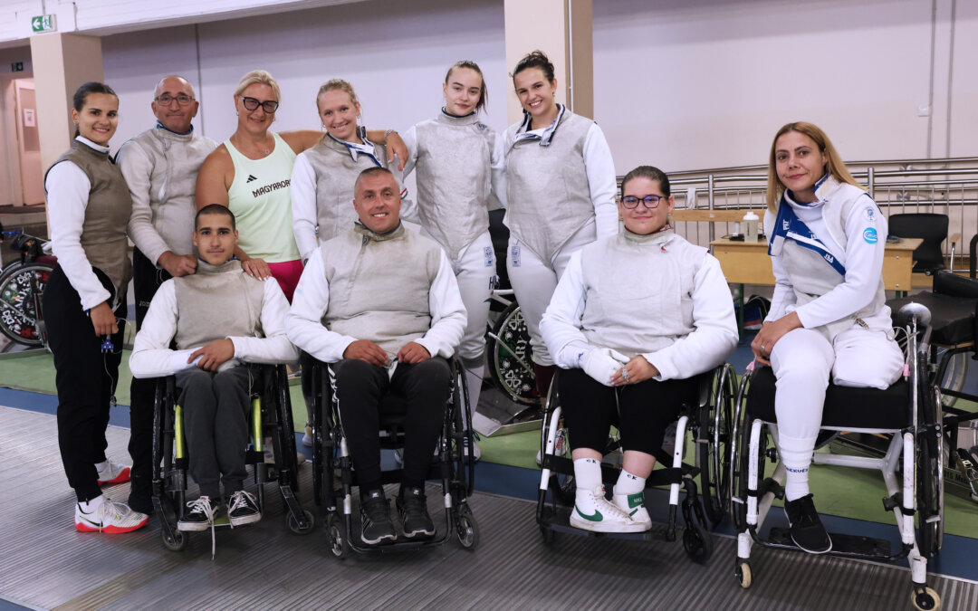 Következnek a kerekesszékesek