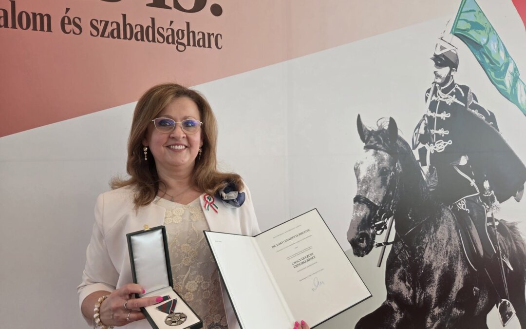 Tamás Henriette kitüntetése