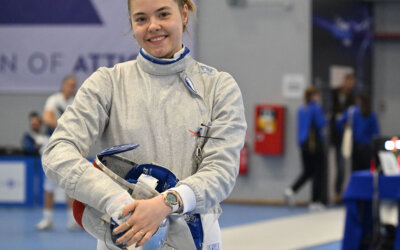 Athénban is hárman a 64-ben